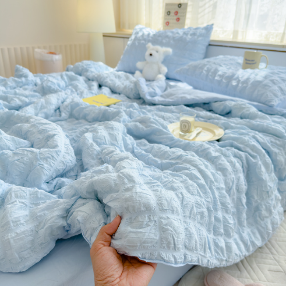 Quilted Seersucker Blanket, Puffy Textured Bed Comforter