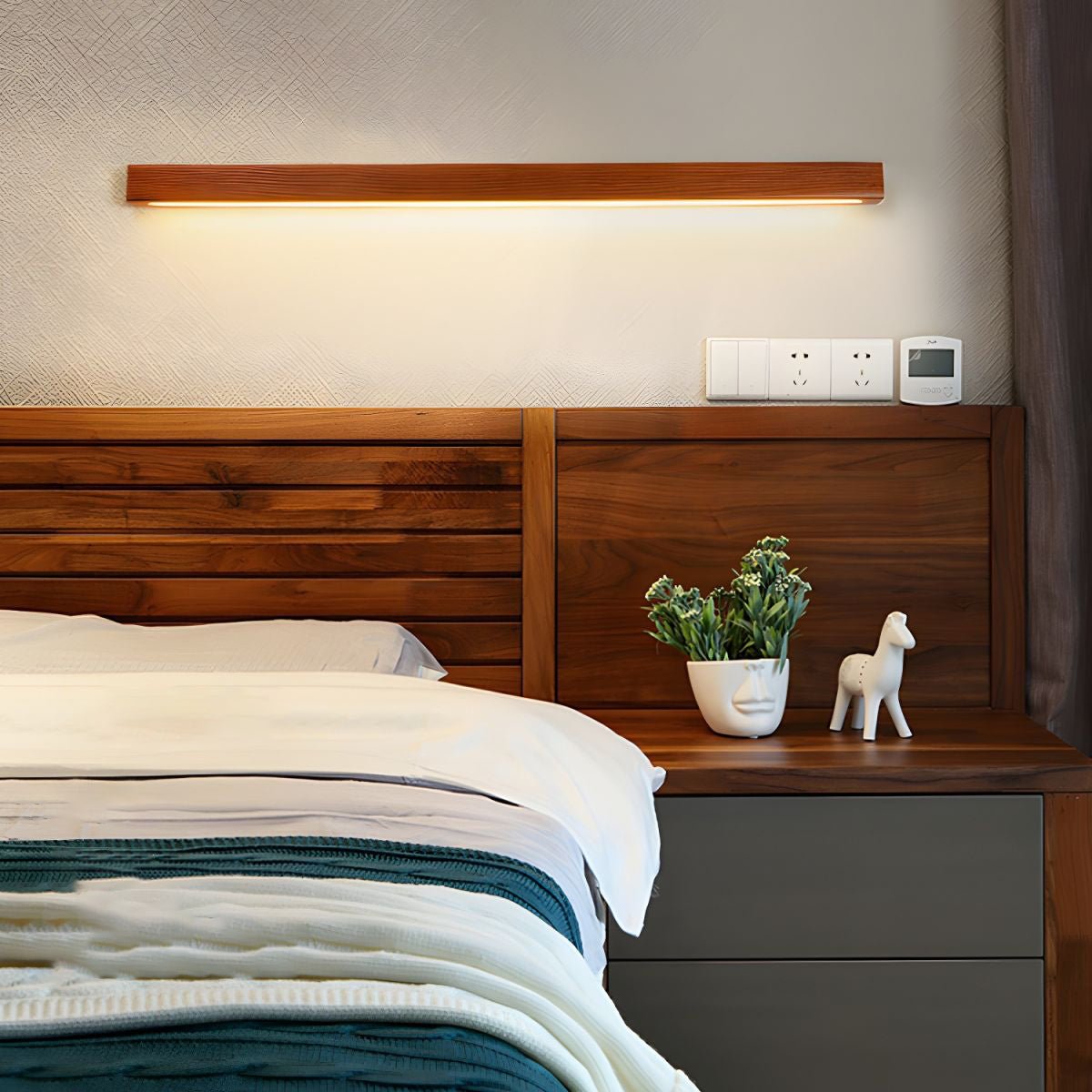 Linear Wood LED Wall Light, Dimmable Up Down Vanity Light