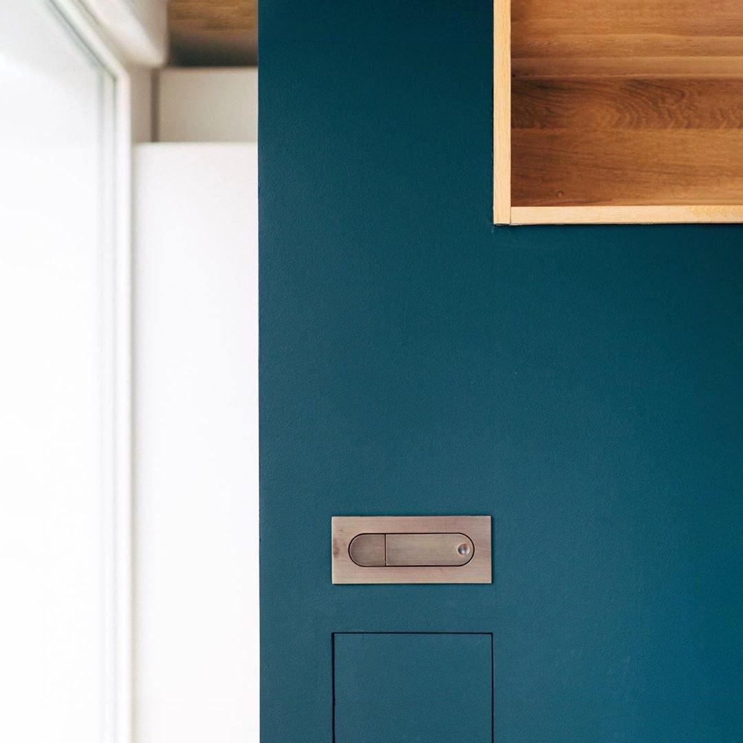Bedside Reading Light, Pop-Out LED Wall Lamp, Hidden Switch