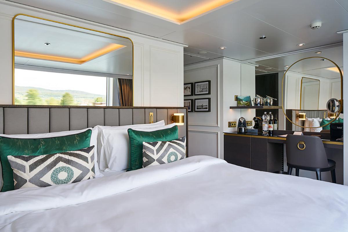 Luxury LED Reading Wall Sconce, Modern Bedside Wall Light