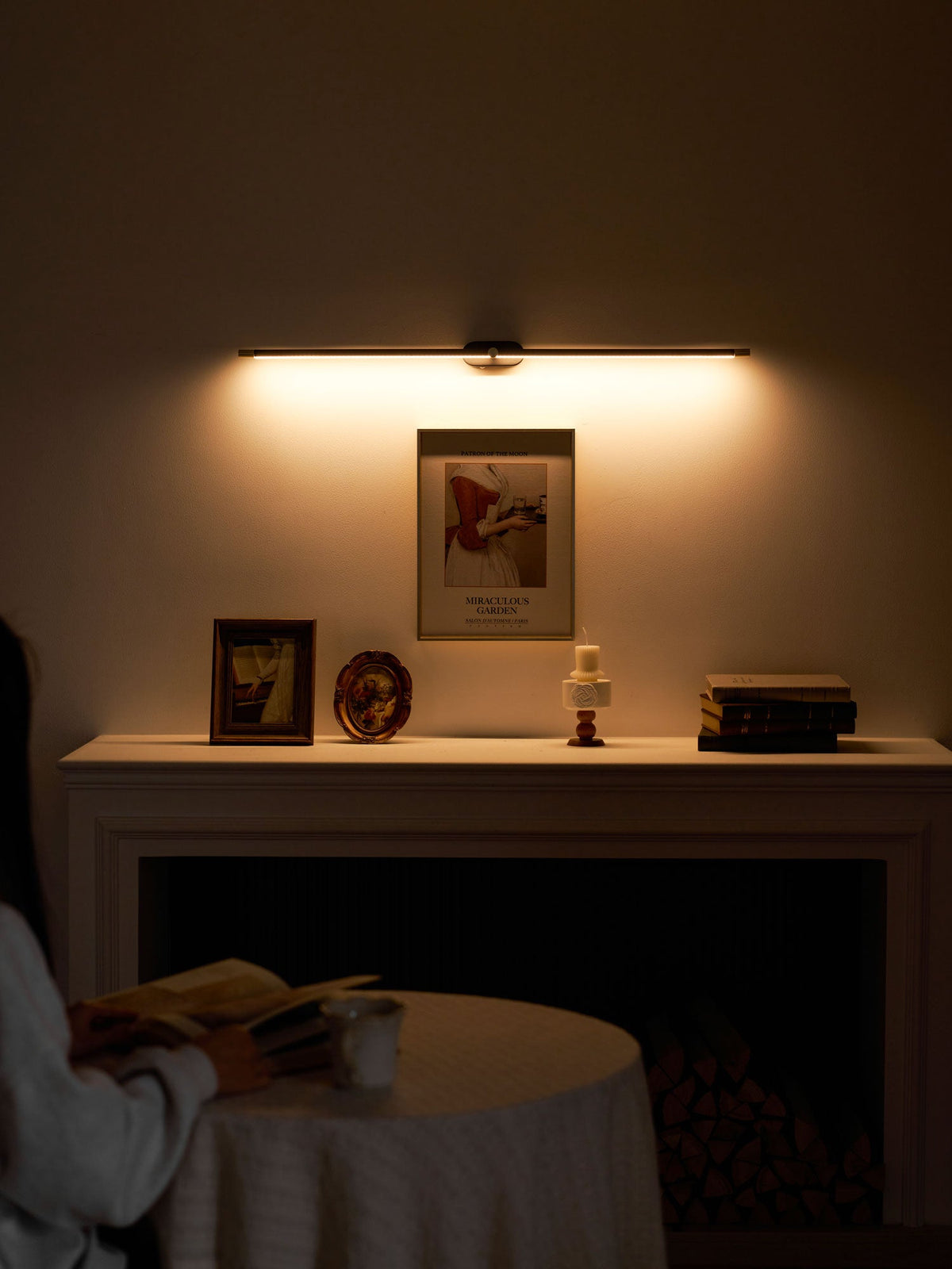 Cordless Rechargeable Picture Light, Linear LED Wall Lamp