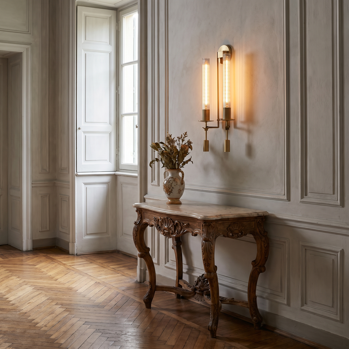 French Classicism Wall Lamp in a warm Italian interior
