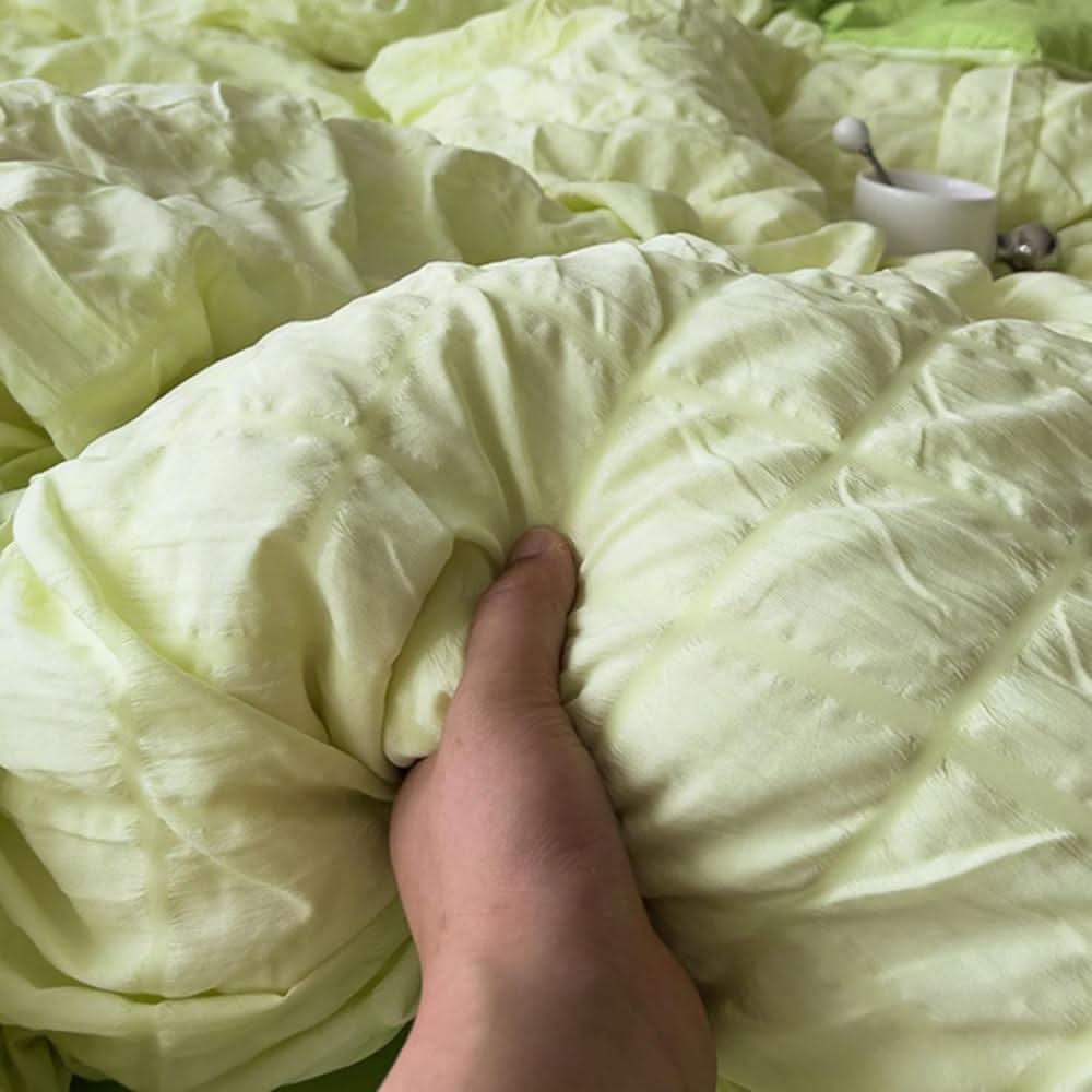 Quilted Seersucker Blanket, Puffy Textured Bed Comforter