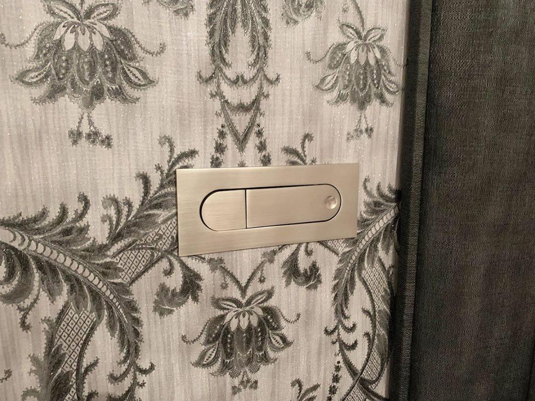 Bedside Reading Light, Pop-Out LED Wall Lamp, Hidden Switch