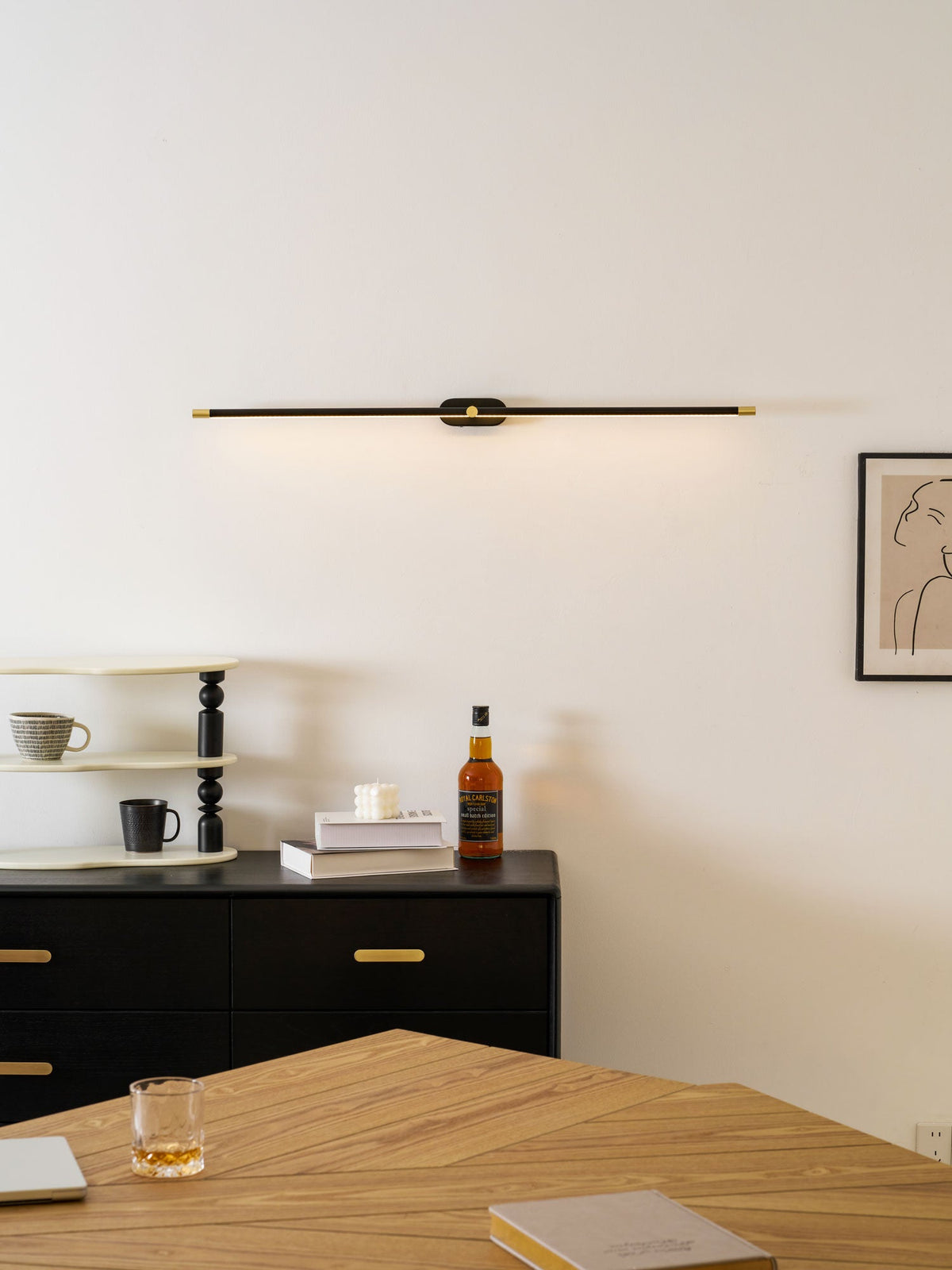 Cordless Rechargeable Picture Light, Linear LED Wall Lamp