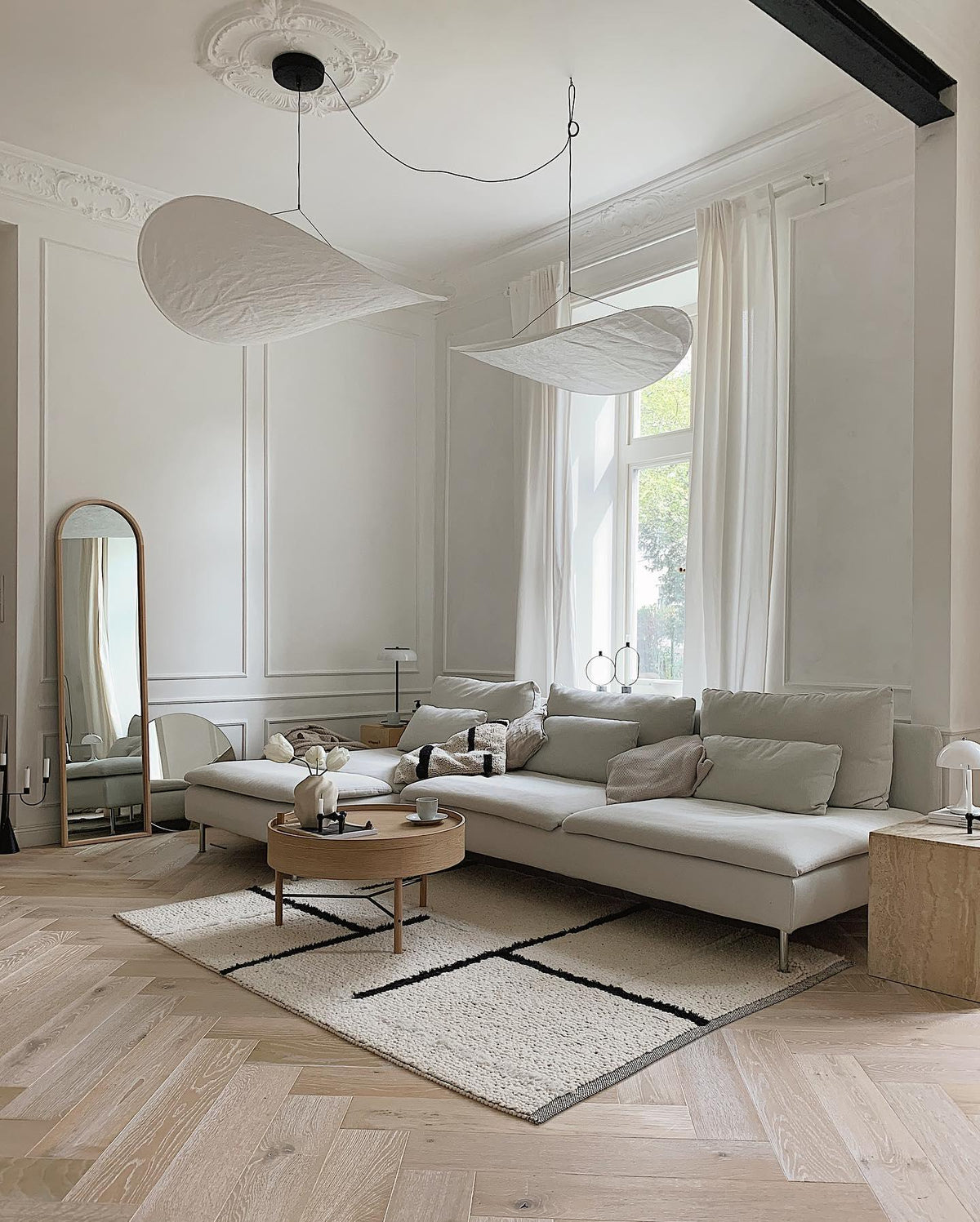 Disc Pendant Light, Floating Synthetic Paper Dining Lamp